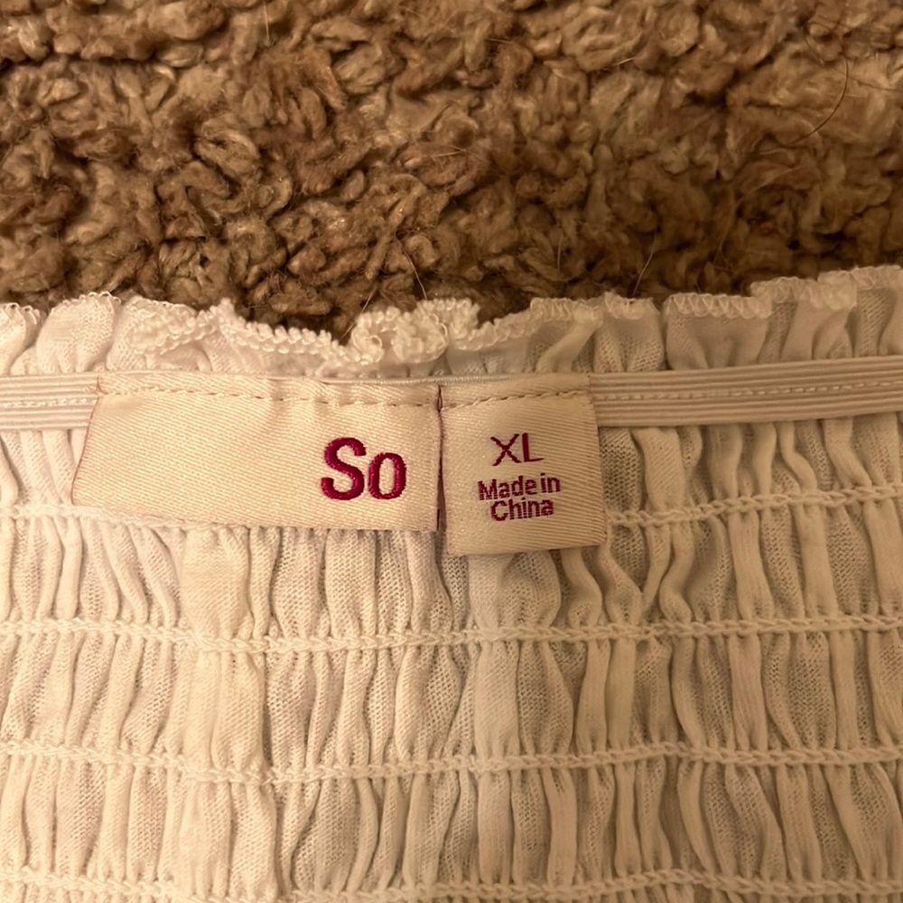White Ruched Top - Picture 4 of 4